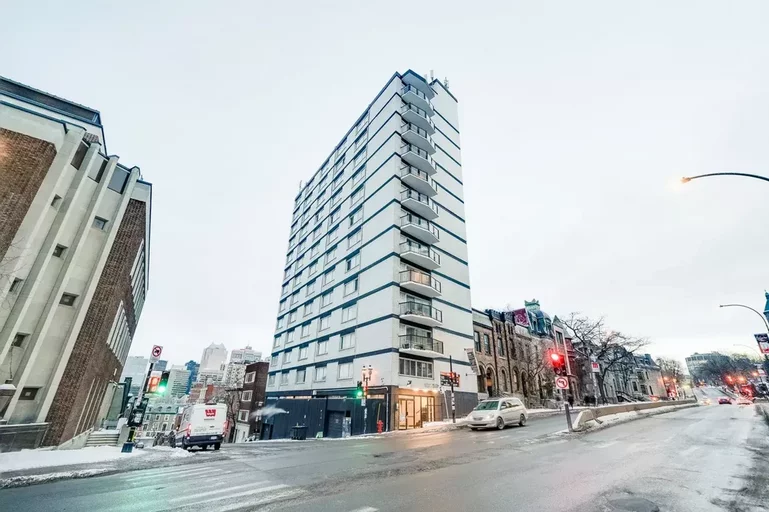 500_Pine Ave W - McGill Ghetto Apartments